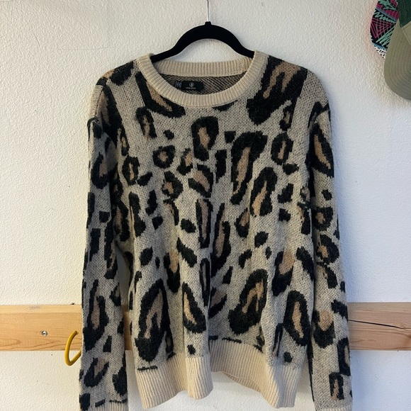 Volcom Cream and Black Crew Neck Sweater with Abstract Animal Print - Picture 1 of 3